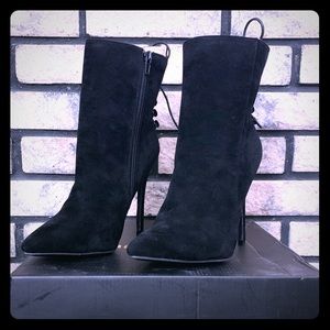 Women’s black boots
